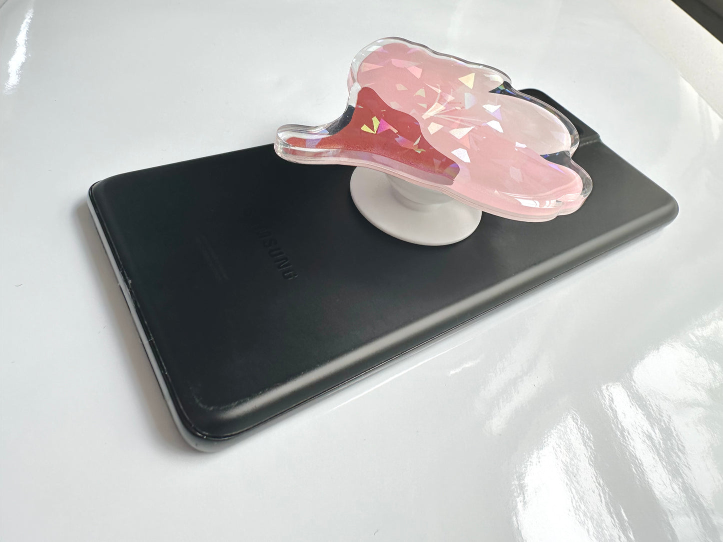 SAKURA FLOWER PHONE GRIP