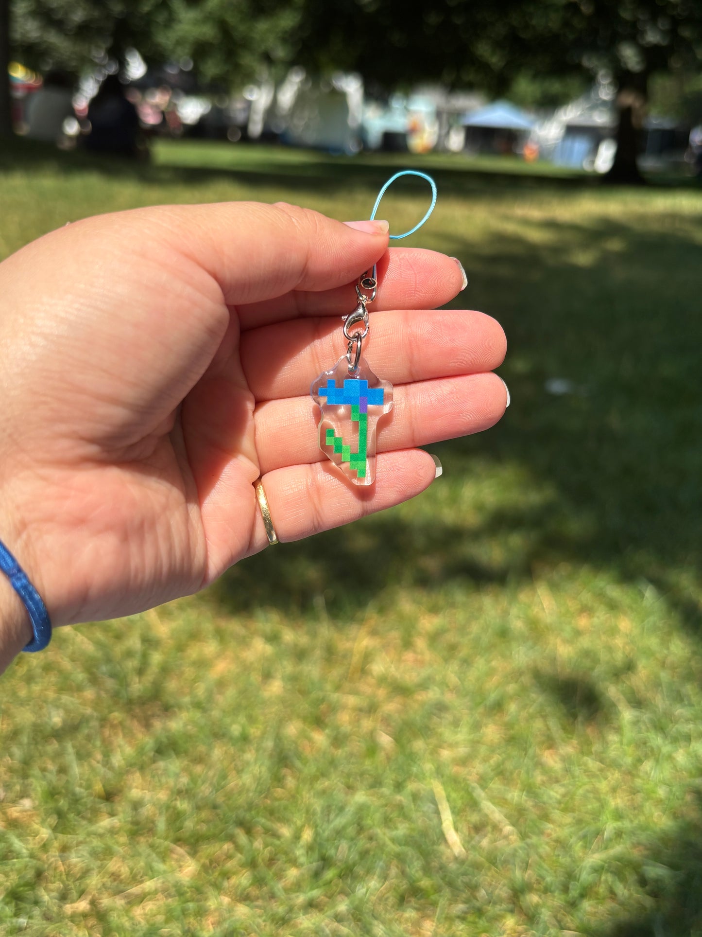 Block Flowers Phone Charm Blind Pack